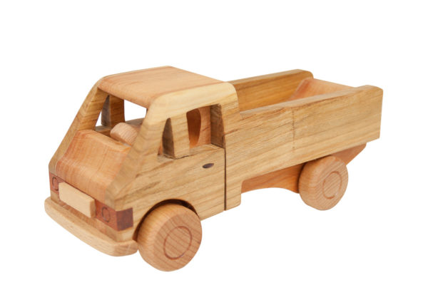 Samochód z drewna "Żuk"