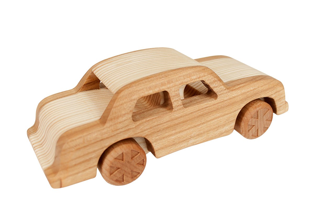 Samochód z drewna 