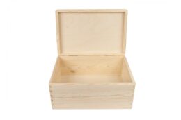Drewniane pudełko z deklem