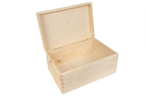Drewniane pudełko z deklem