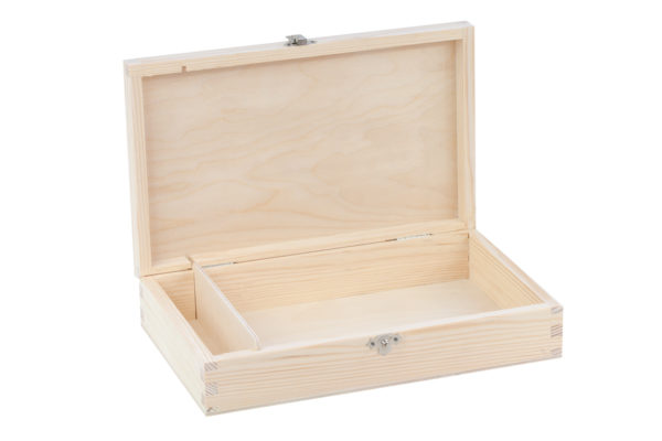 Drewniana kasetka, pudełko na zdjęcia