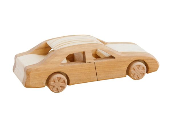 Samochód, model z drewna "Mercedes 124"