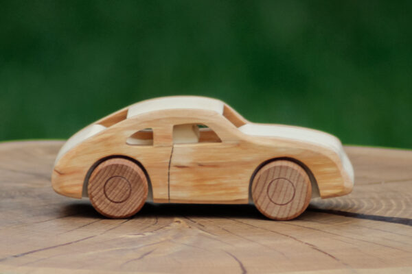 Autko z drewna "Porsche 911"