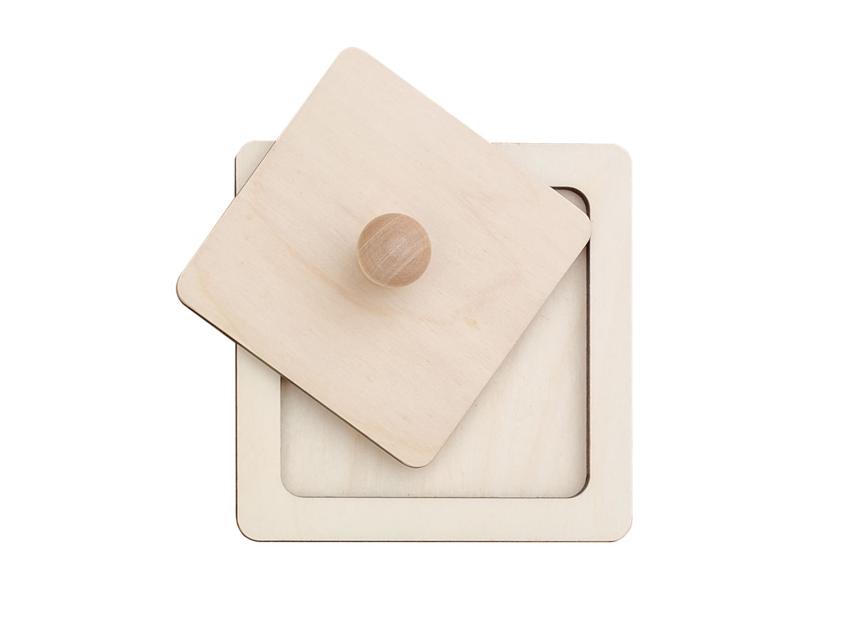 Drewniane puzzle Montessori: kwadrat